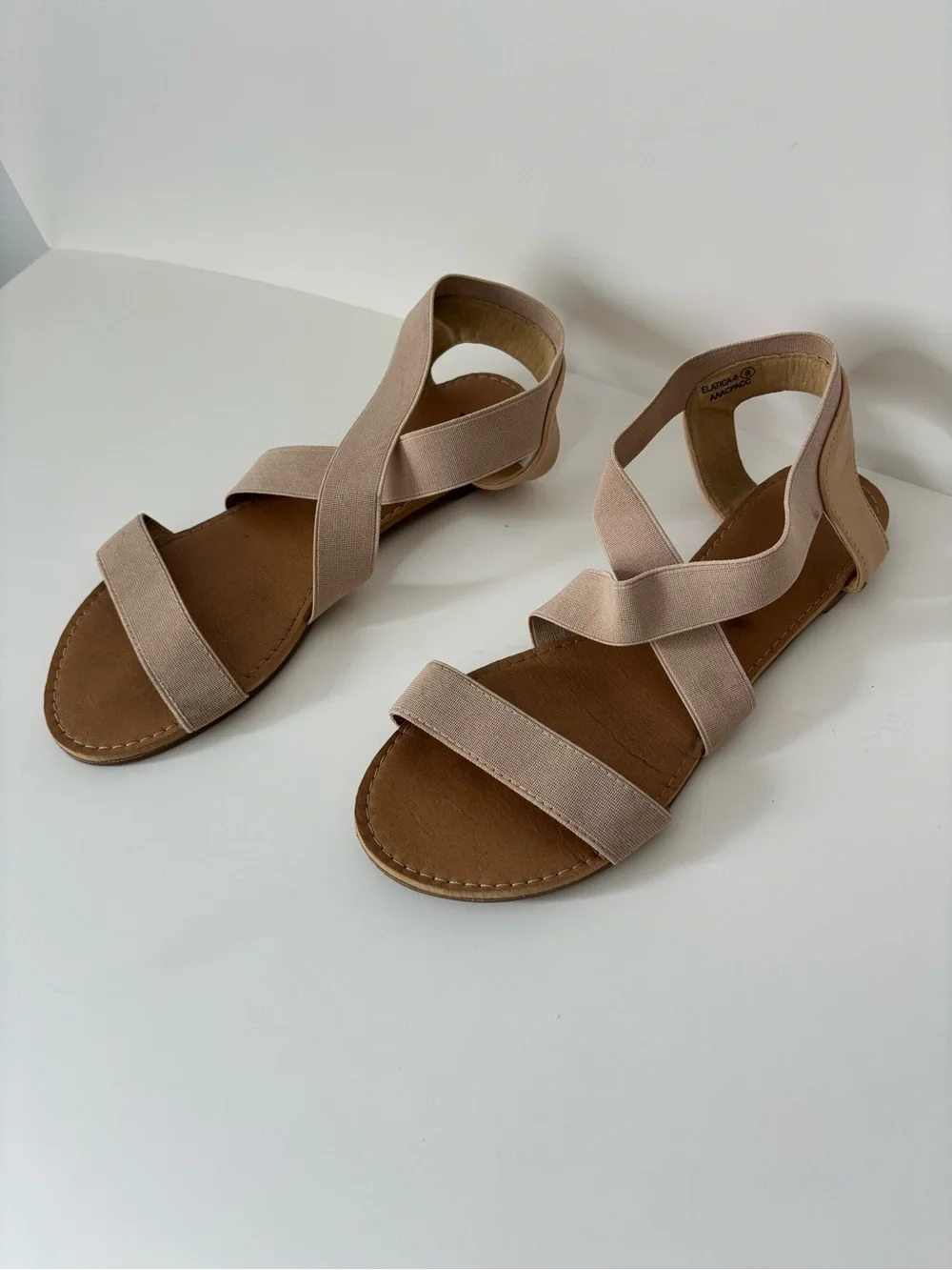 N/A stylish beige